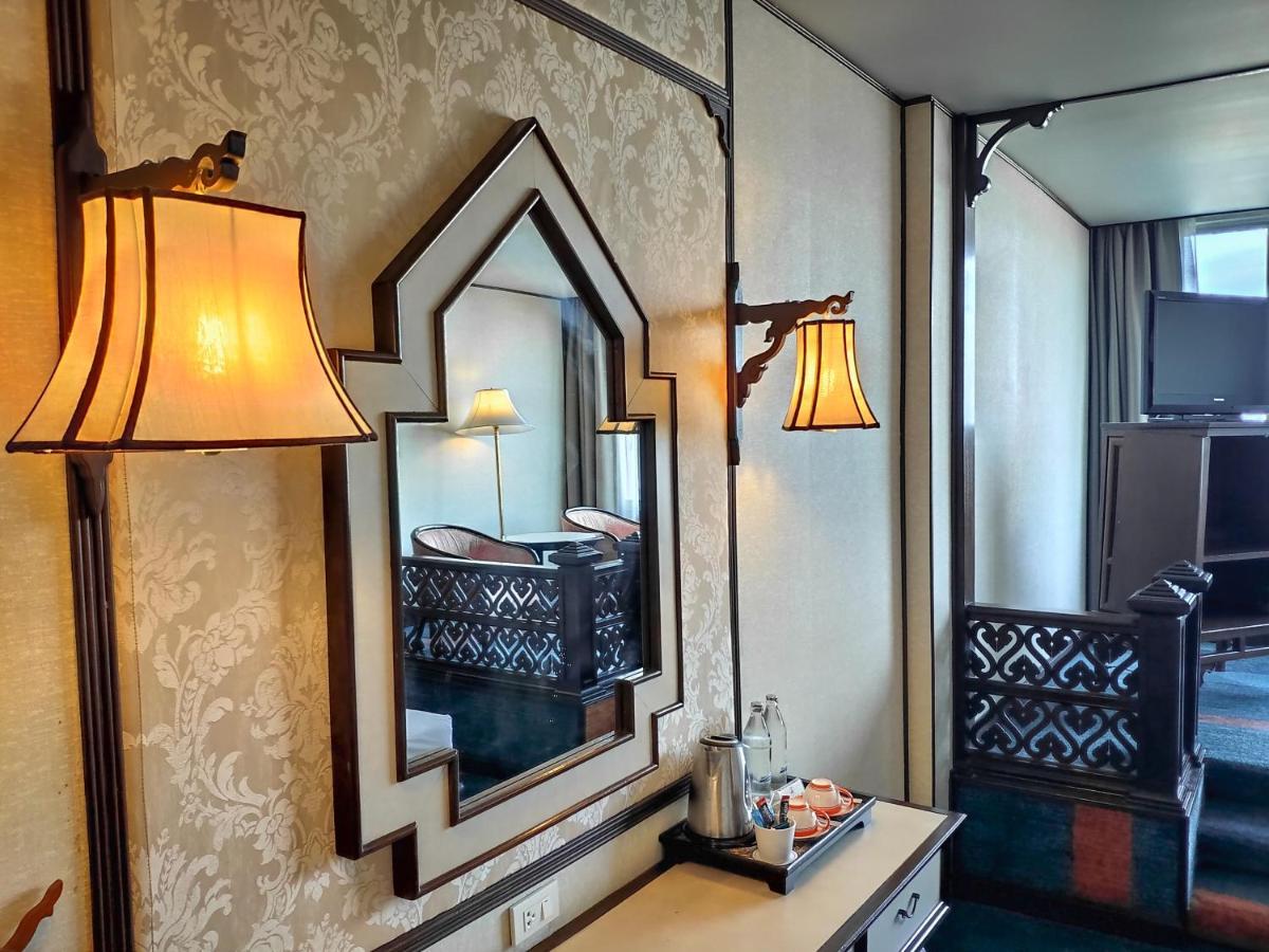 Chiang Mai Orchid Hotel Kültér fotó